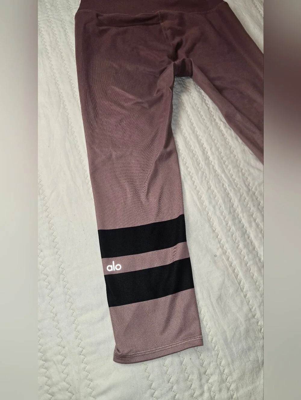ALO Yoga Mauve Crop Leggings with Black Knee Stripes
